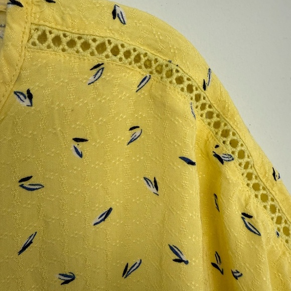 Buffalo David Bitton yellow tie front shirt top short sleeve - Picture 7 of 7